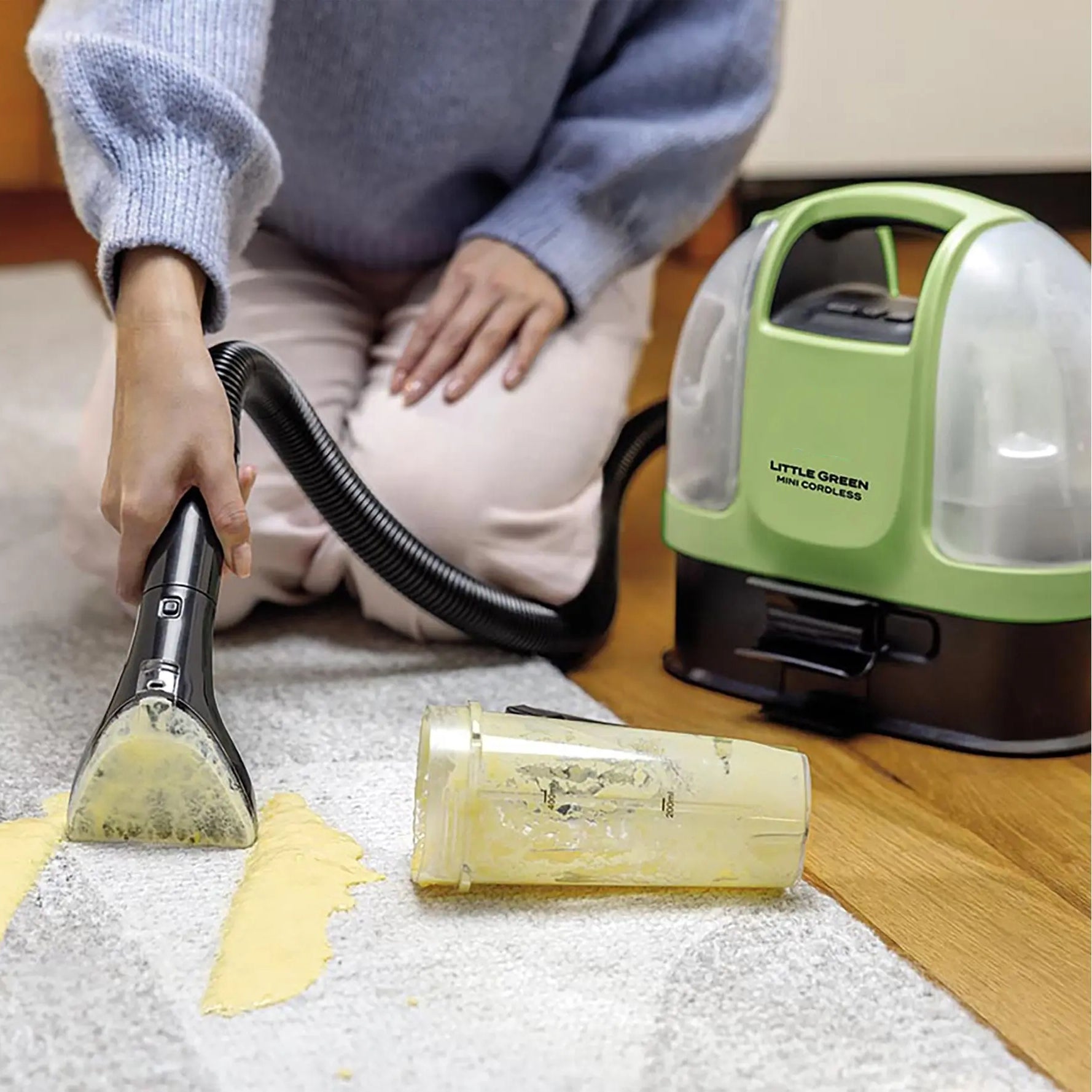 Mini Cordless Portable Carpet Cleaner